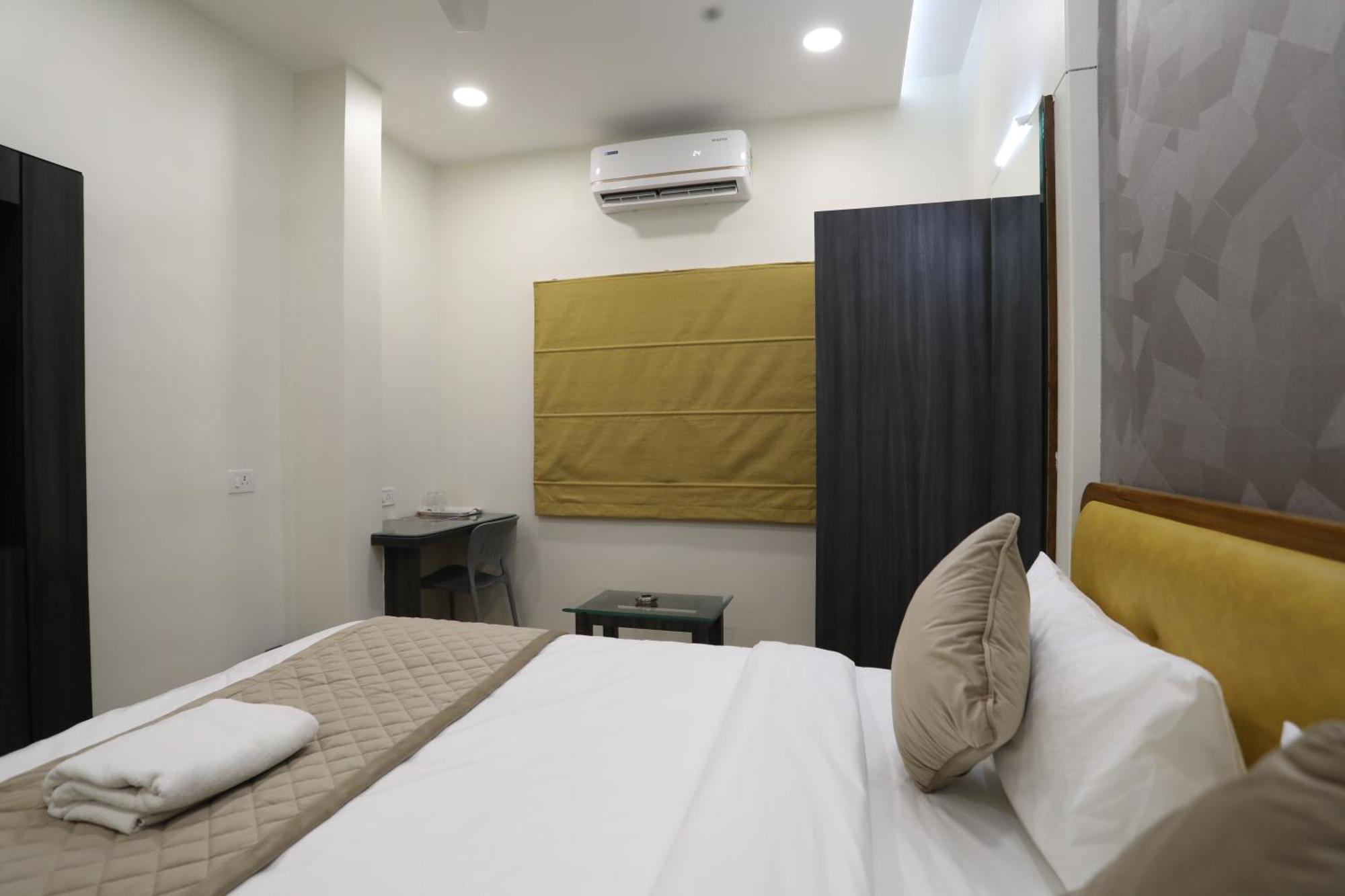 Hotel Ajinkya Palace Αουρανγκαμπάντ Εξωτερικό φωτογραφία