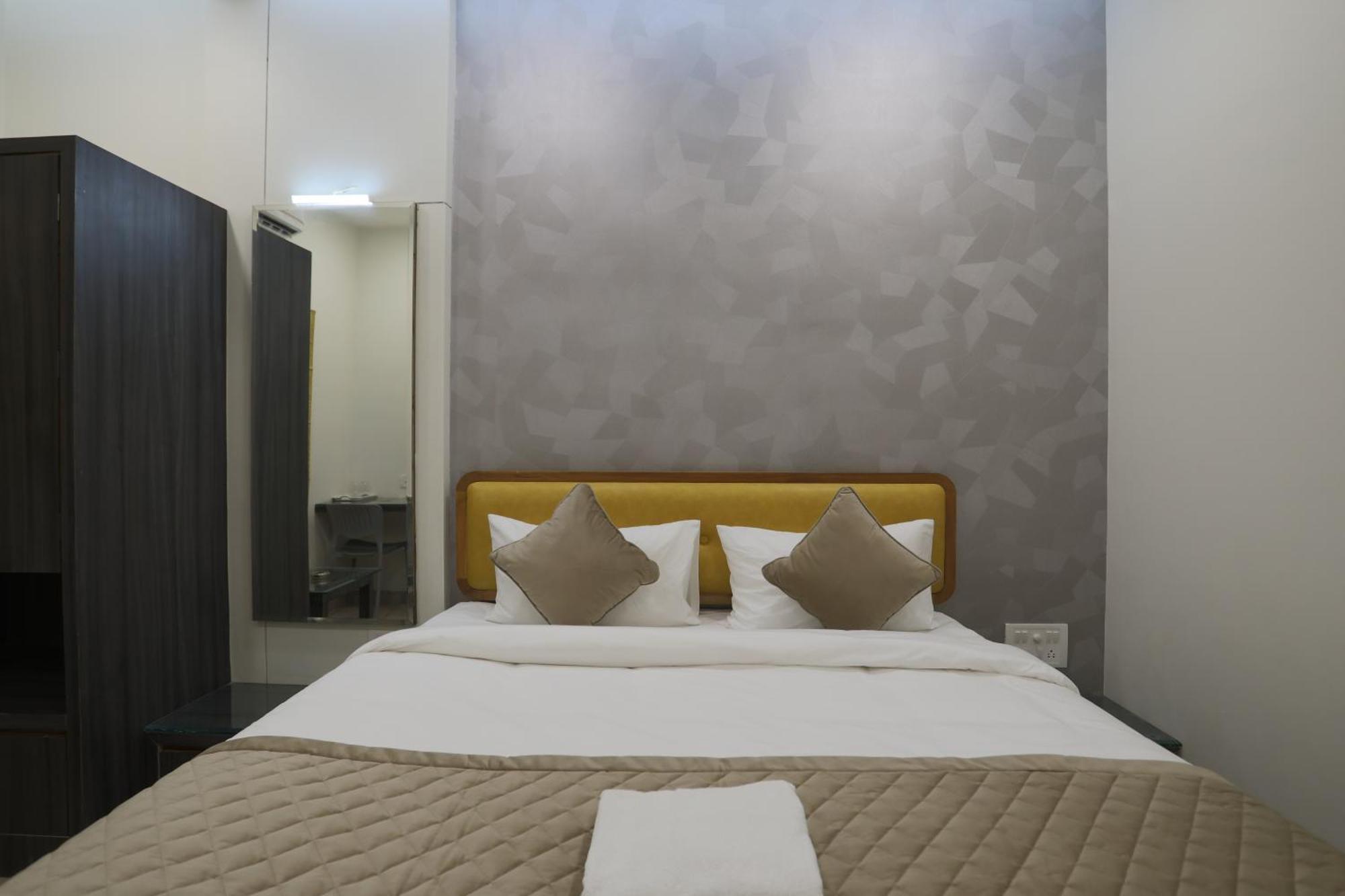 Hotel Ajinkya Palace Αουρανγκαμπάντ Εξωτερικό φωτογραφία