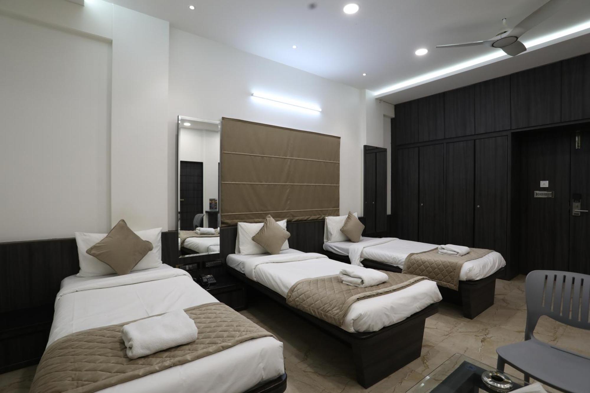Hotel Ajinkya Palace Αουρανγκαμπάντ Εξωτερικό φωτογραφία